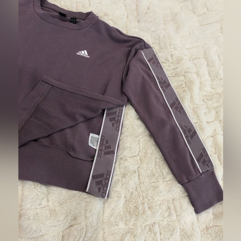 NWOT Never Worn XSmall Adidas purple long sleeved sweater - Picture 2 of 8